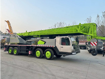 모바일 크레인 ZOOMLION ZTC700V