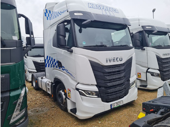 트랙터 유닛 IVECO