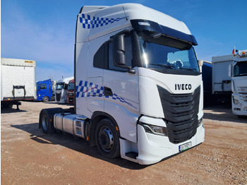 트랙터 유닛 IVECO