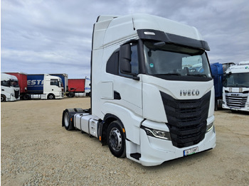 트랙터 유닛 IVECO
