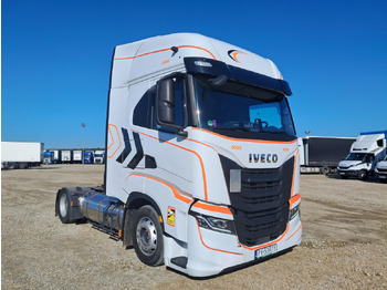 트랙터 유닛 IVECO