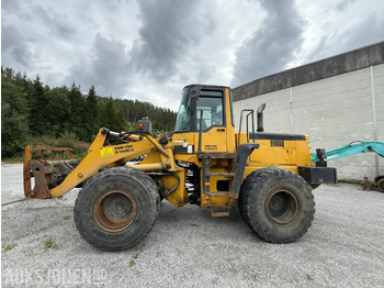 휠 로더 KOMATSU WA320