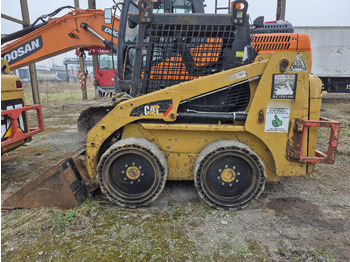 스키드 스티어 로더 CATERPILLAR 216B3