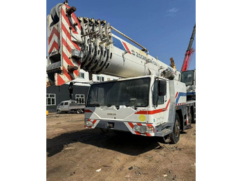 모바일 크레인 ZOOMLION QY130V