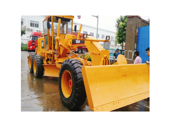 그레이더 CATERPILLAR 140H