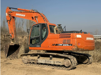 크롤러 굴삭기 DOOSAN DX225LC