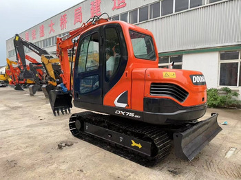 크롤러 굴삭기 DOOSAN DX75