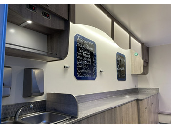 벤딩 트럭 Fiat Ducato Autosklep wędlin Ryb Gastronomiczny Food Truck Foodtruck 116tkm 201 : 사진 3 벤딩 트럭 Fiat Ducato Autosklep wędlin Ryb Gastronomiczny Food Truck Foodtruck 116tkm 201 : 사진 3