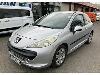 해치백 PEUGEOT