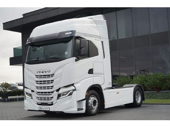 트랙터 유닛 IVECO S-WAY