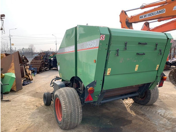 원형 베일러 Fendt 3250 : 사진 5 원형 베일러 Fendt 3250 : 사진 5