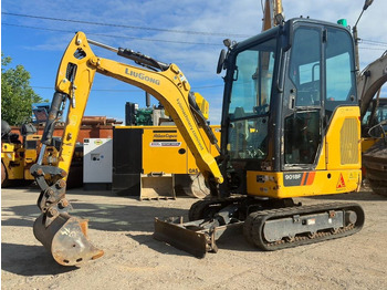 미니 굴삭기 LIUGONG