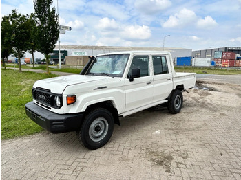 픽업트럭 TOYOTA Land Cruiser