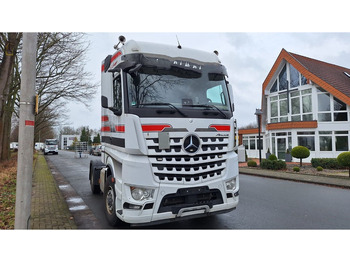 트랙터 유닛 Mercedes-Benz 1845 Arocs 4x4 HD 1-Hand : 사진 2
