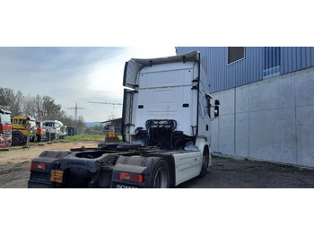 트랙터 유닛 Scania R450 : 사진 4