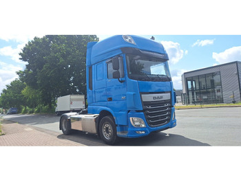 트랙터 유닛 DAF XF 106 460