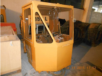 운전실 CATERPILLAR