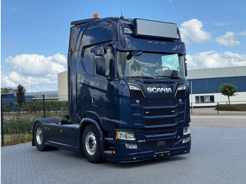 트랙터 유닛 SCANIA S 520