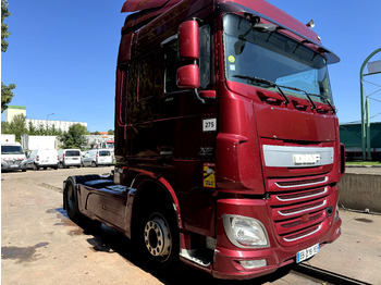 트랙터 유닛 DAF XF 460