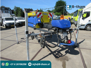 모래/ 소금 살포기