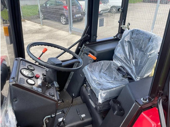 신규 장궤형 트랙터 Belarus 320.4 : 사진 4 신규 장궤형 트랙터 Belarus 320.4 : 사진 4