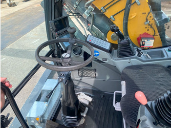 휠 굴삭기 Liebherr A914 NVT : 사진 4