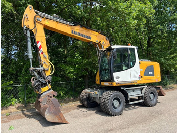 휠 굴삭기 LIEBHERR A 918
