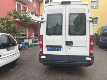 소형 버스, 승합차 Iveco Daily : 사진 5