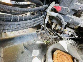 휠 로더 Komatsu WA380-8 : 사진 3