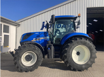 장궤형 트랙터 NEW HOLLAND T7.225
