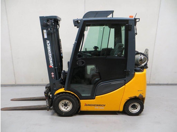 LPG 지게차 Jungheinrich TFG 320S : 사진 2