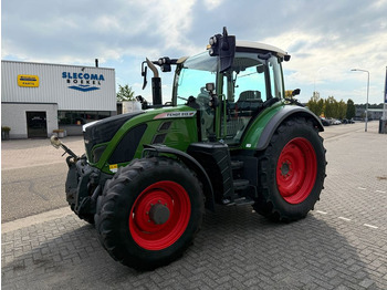 장궤형 트랙터 FENDT 500 Vario