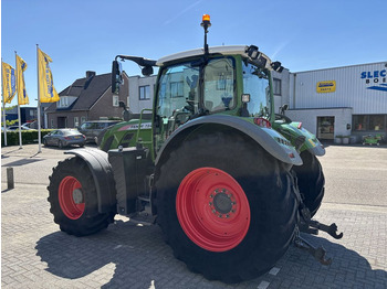 장궤형 트랙터 Fendt 724 S4 Profi Plus : 사진 2