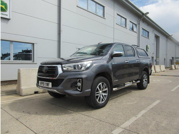 픽업트럭 TOYOTA Hilux