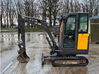 미니 굴삭기 VOLVO EC20E