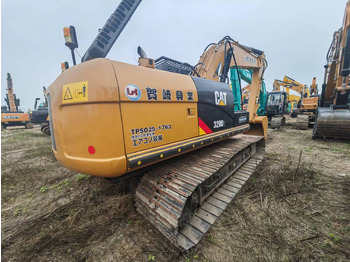 크롤러 굴삭기 CATERPILLAR 320D2