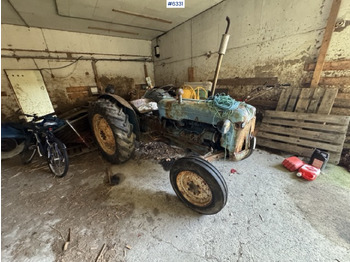 장궤형 트랙터 FORDSON