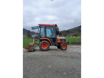 장궤형 트랙터 KUBOTA B series