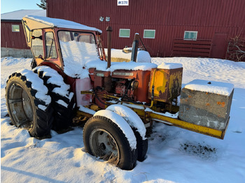 장궤형 트랙터 Nuffield 60 w/ Hymas Gravel Aggregate : 사진 2 장궤형 트랙터 Nuffield 60 w/ Hymas Gravel Aggregate : 사진 2