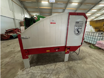 건초 및 목초 장비