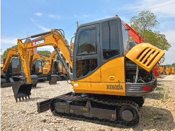 크롤러 굴삭기 XCMG XE60DA