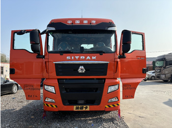 트랙터 유닛 SINOTRUK HOWO