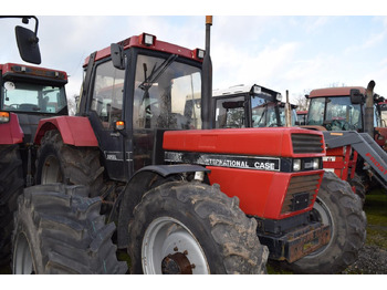 장궤형 트랙터 CASE IH 956XL