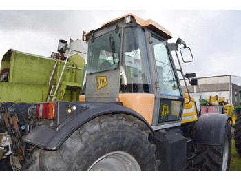 장궤형 트랙터 JCB Fastrac 2150 : 사진 4