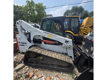 스키드 스티어 로더 BOBCAT