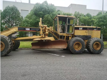 그레이더 CATERPILLAR