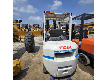 디젤 지게차 TCM