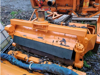 플레일 모어/ 멀처 MULAG