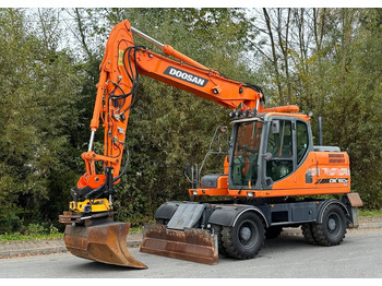 휠 굴삭기 DOOSAN DX160W
