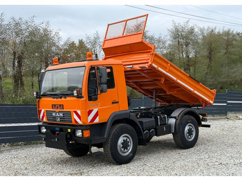 덤프트럭 UNIMOG